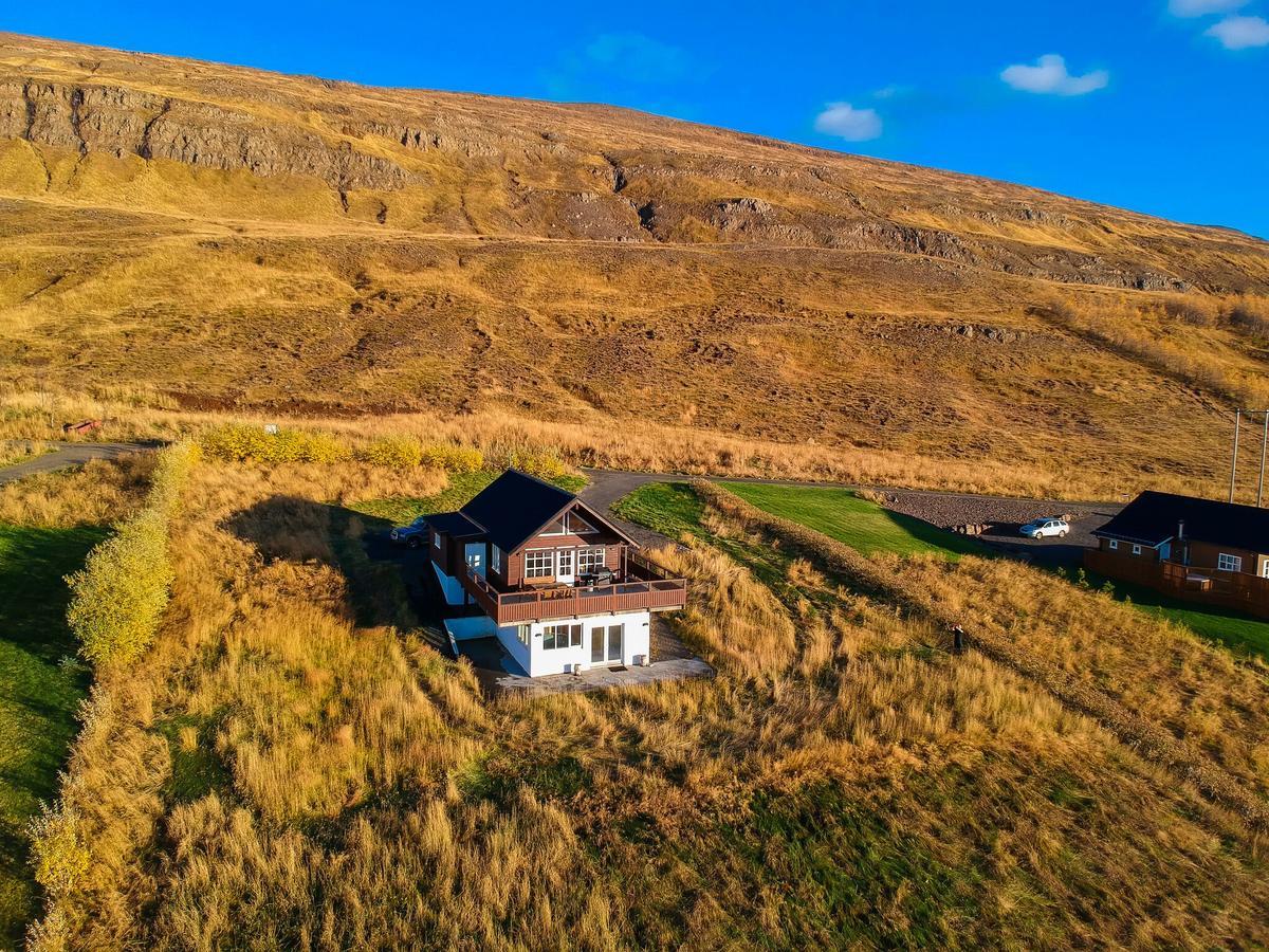 Vathlahof Pensionat Akureyri Exteriör bild