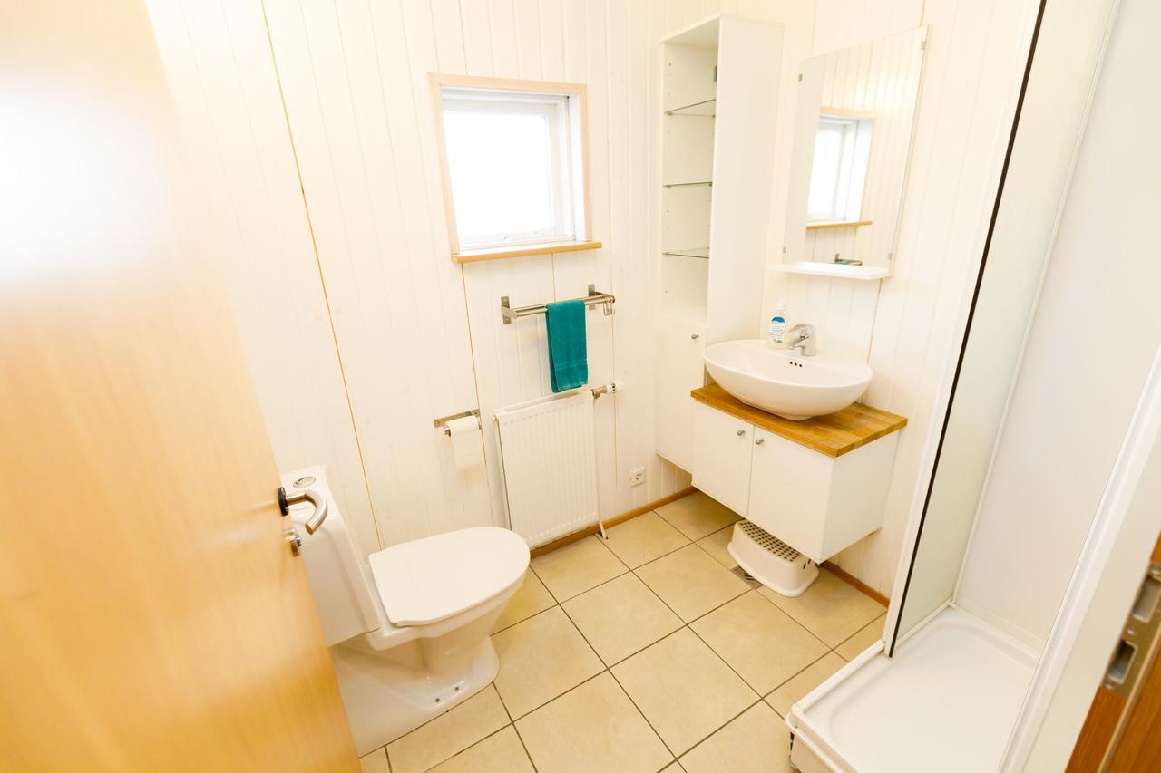 Vathlahof Pensionat Akureyri Exteriör bild