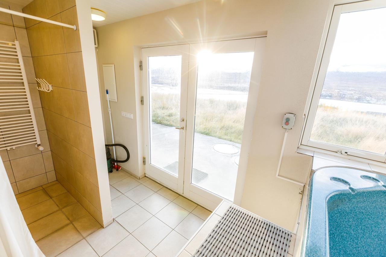 Vathlahof Pensionat Akureyri Exteriör bild